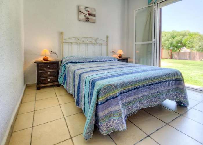 Apartamentos Costa Trafalgar