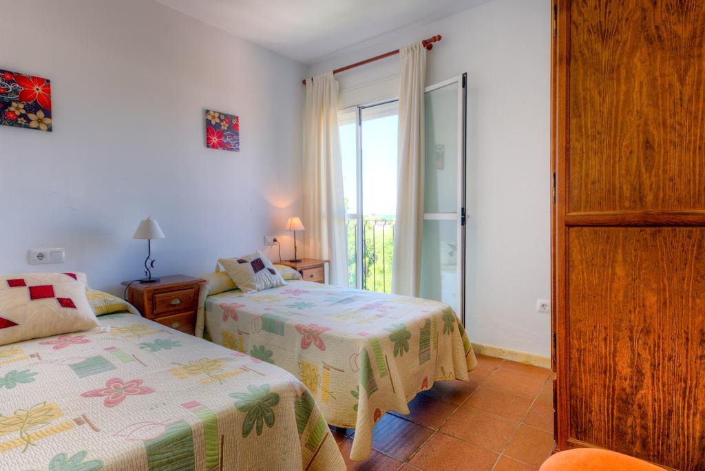Costa Trafalgar Apartment *